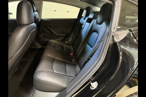 Tesla Model 3 Long Range AWD 75 kWh | Pano | Autopilot | Leder | Camera | Stoelverwarming | 20'' LMV