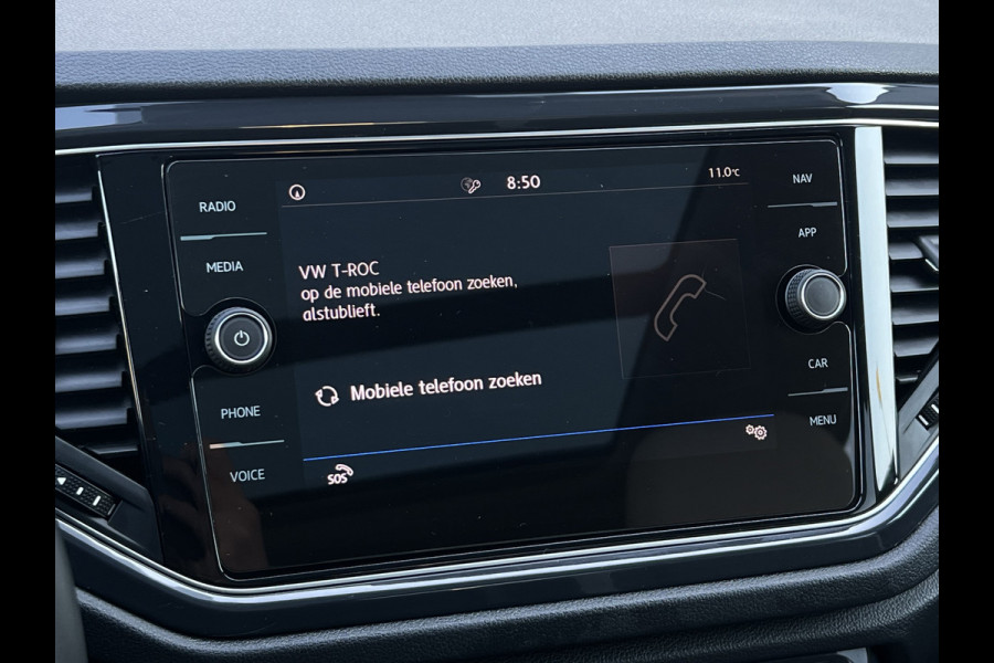 Volkswagen T-Roc 1.5 TSI Sport | Pano | Camera | Leder | LED