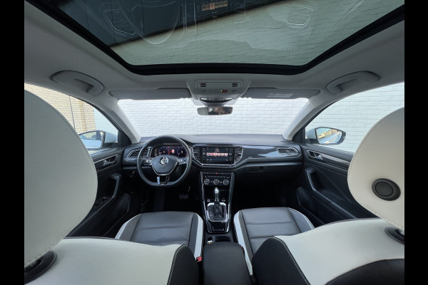 Volkswagen T-Roc 1.5 TSI Sport | Pano | Camera | Leder | LED