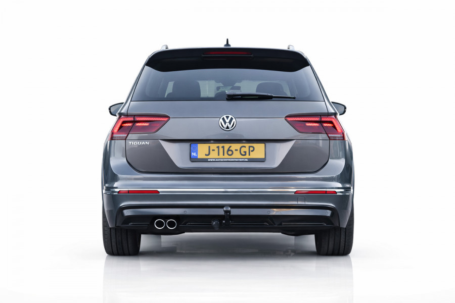 Volkswagen Tiguan 1.5 TSI ACT R-Line | TREKHAAK | NAP | APPLE CARPLAY | ANDROID AUTO | ADAPT. CRUISE CONTROLE | VIRTUAL COCKPIT