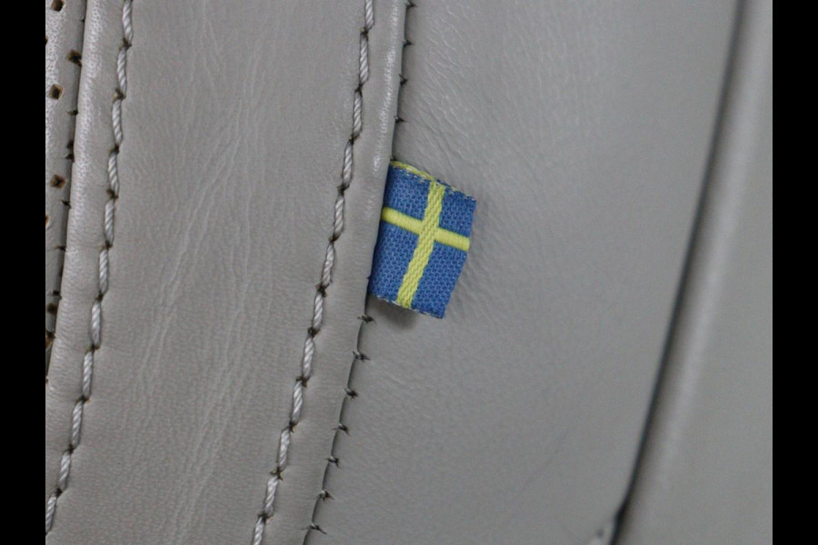 Volvo S90 2.0 T4 Business Luxury+ | Schuifdak | Stoelventilatie | Head-Up | Massage | Standkachel | 360 Camera | Leder | Head-Up | Adaptive cruise | Carplay | Park Assist | Achterbankverwarming | Navigatie