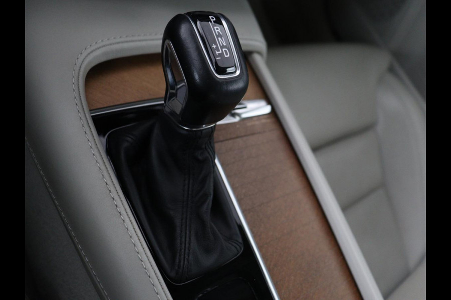 Volvo S90 2.0 T4 Business Luxury+ | Schuifdak | Stoelventilatie | Head-Up | Massage | Standkachel | 360 Camera | Leder | Head-Up | Adaptive cruise | Carplay | Park Assist | Achterbankverwarming | Navigatie