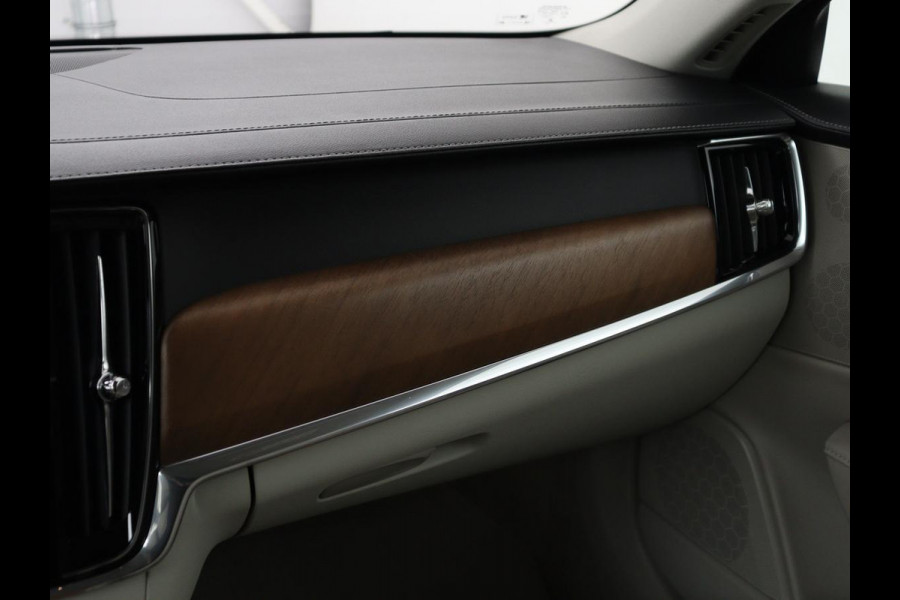 Volvo S90 2.0 T4 Business Luxury+ | Schuifdak | Stoelventilatie | Head-Up | Massage | Standkachel | 360 Camera | Leder | Head-Up | Adaptive cruise | Carplay | Park Assist | Achterbankverwarming | Navigatie