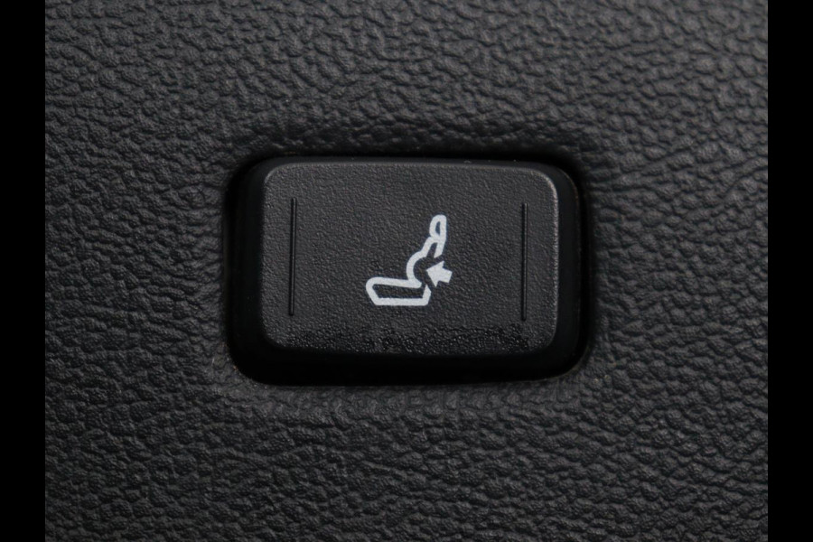 Toyota Corolla 2.0 Hybrid Trek | Stoelverwarming | Adaptive cruise | Navigatie | Camera | Carplay | Keyless | Full LED | DAB | Climate control | Bluetooth