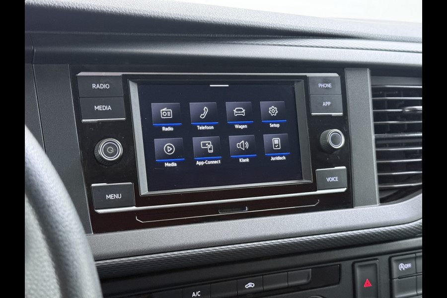 Volkswagen Transporter 2.0TDI 150PK AUT-7 3-Pers. Euro 6 Trekhaak Navi* Apple Carplay Android Auto Airco Cruise Control Pdc Comfortline Betonplex Vloer Lat om Lat Wandbetimmering Schuifdeur 2.500KG Trekgewicht 1e Eigenaar Origineel Nederlandse Bestelbus