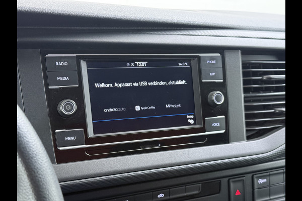 Volkswagen Transporter 2.0TDI 150PK AUT-7 3-Pers. Euro 6 Trekhaak Navi* Apple Carplay Android Auto Airco Cruise Control Pdc Comfortline Betonplex Vloer Lat om Lat Wandbetimmering Schuifdeur 2.500KG Trekgewicht 1e Eigenaar Origineel Nederlandse Bestelbus