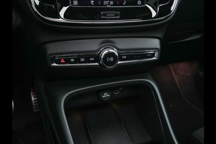 Volvo XC40 Recharge P8 AWD R-Design [ 3-Fase-11kW ] {SOH-90%} (INCL-BTW) Aut. *PANO | LEATHER-ALCANTARA | ADAPTIVE-CRUISE | DIGI-COCKPIT | FULL-LED | HARMAN/KARDON | TOPVIEW | NAVI-FULLMAP | ECC | PDC | KEYLESS | HEATED-SPORTSEATS | TOWBAR | 20''ALU*