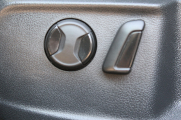 Volkswagen Passat Variant 1.4 218pk TSI PHEV GTE Business | Panoramadak | Adaptieve cruise | Stoelverwarming | Elektrische kofferklep