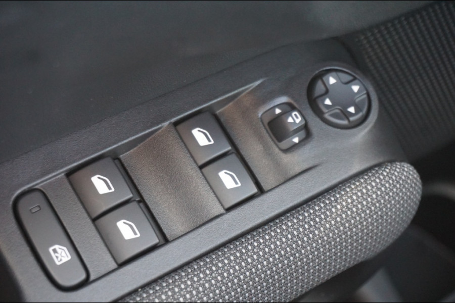 Citroën C3 Aircross 110PK Feel HOGE ZIT | PARK. SENSOREN | NAVI | CARPLAY | EL CLIMA