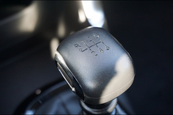 Citroën C3 Aircross 110PK Feel HOGE ZIT | PARK. SENSOREN | NAVI | CARPLAY | EL CLIMA