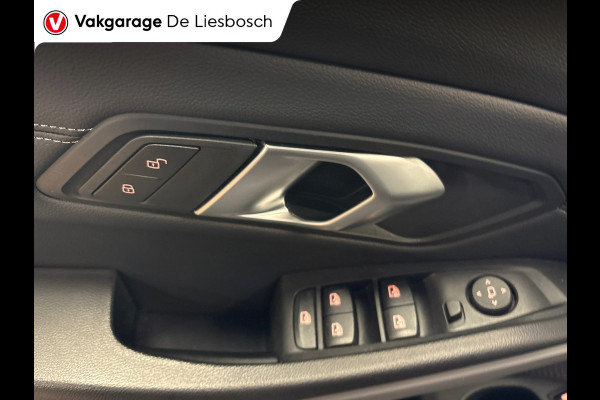 BMW 3 Serie Touring 320e Business Edition Plus,leer,navi,trekhaak,orig ned ,dealer onderhouden