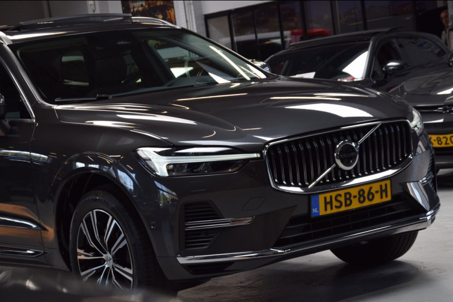 Volvo XC60 2.0 T6 Plug-in hybrid AWD Panoramadak|HUD|ACC|Dealer onderhouden|