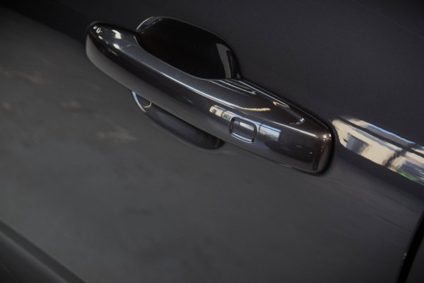 Volvo XC60 2.0 T6 Plug-in hybrid AWD Panoramadak|HUD|ACC|Dealer onderhouden|