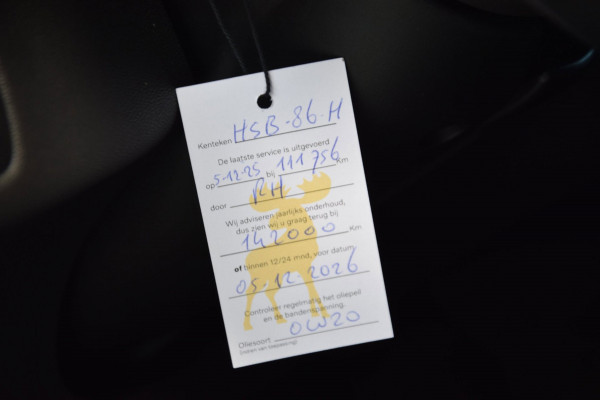 Volvo XC60 2.0 T6 Plug-in hybrid AWD Panoramadak|HUD|ACC|Dealer onderhouden|