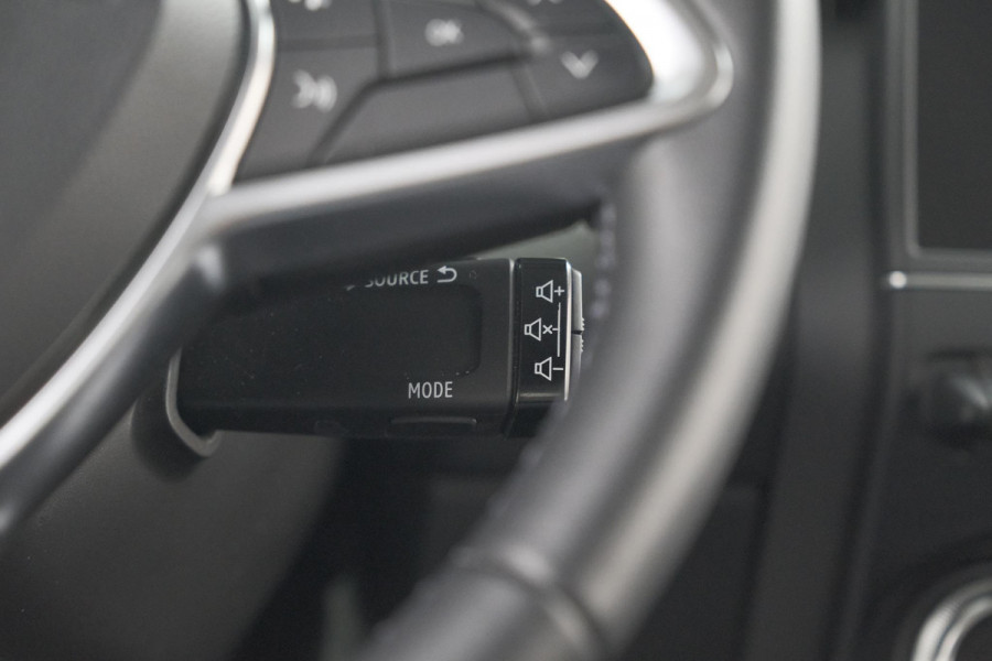 Renault Clio TCe 100 Intens | Navigatie | Apple Carplay | Cruise Control | Parkeersensoren