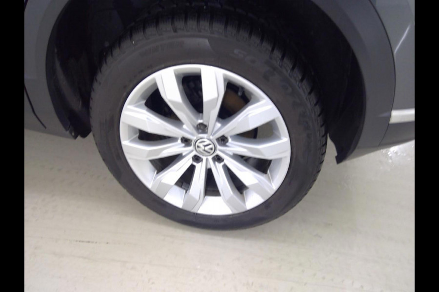 Volkswagen T-Roc 1.0 TSI Style Business ELEC. ACHTERKLEP CARPLAY CLIMAAT CONTROL E.C.C.