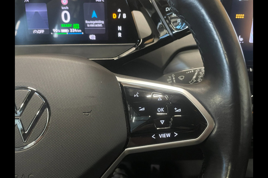 Volkswagen ID.4 Pro Business Advantage 77 kWh|93%SOH|TREKHAAK|MASSAGE|ELEK.STOELEN|ACC|CAMERA|CARPLAY|STOEL+STUURVERW|NL|NAP|1EIG|