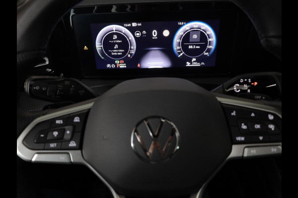 Volkswagen Tiguan 1.5 eHybrid R-Line Edition 272 pk Automaat (DSG) | Verlengde garantie | Navigatie | Panoramadak | Parkeersensoren (Park assist) | Rondomzicht camera | Stoelverwarming v/a | R-Line |