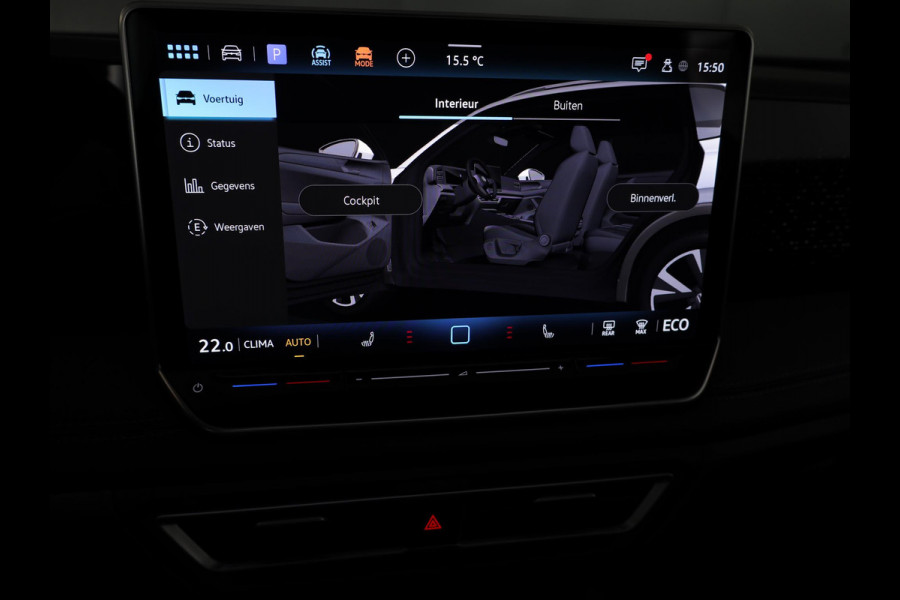 Volkswagen Tiguan 1.5 eHybrid R-Line Edition 272 pk Automaat (DSG) | Verlengde garantie | Navigatie | Panoramadak | Parkeersensoren (Park assist) | Rondomzicht camera | Stoelverwarming v/a | R-Line |