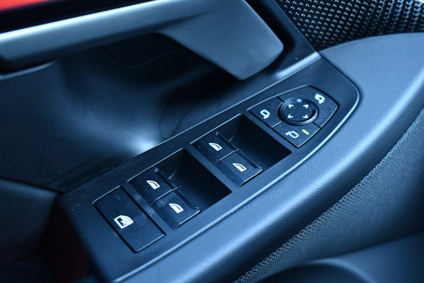 BMW 5 Serie Touring M5 Pano M-Driver Co-Pilot Carbon Alc-hemel B&W Alarm4