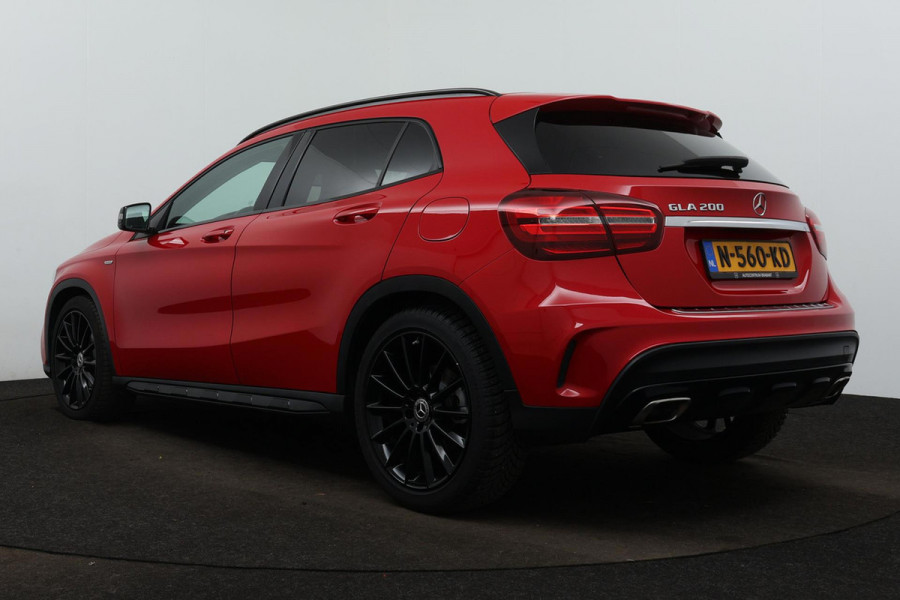 Mercedes-Benz GLA 200 Premium Plus AMG-Line (Dealer onderH, Navi, Camera, Climate Con, Parkeerhulp, Etc)
