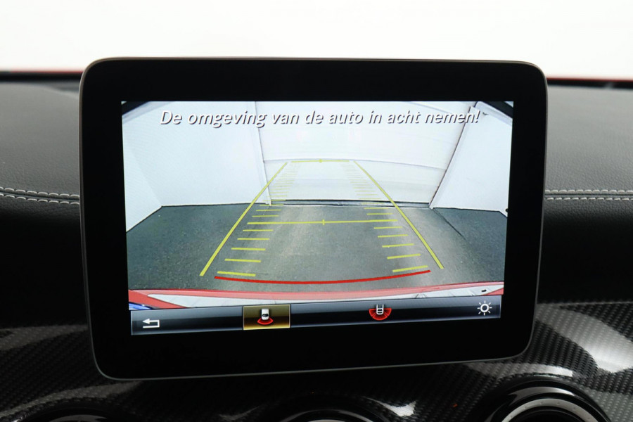 Mercedes-Benz GLA 200 Premium Plus AMG-Line (Dealer onderH, Navi, Camera, Climate Con, Parkeerhulp, Etc)