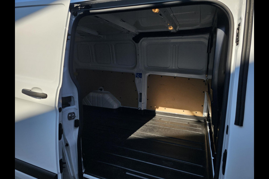 Ford Transit Custom 300 2.0 TDCI L2H1 Limited Automaat | 16.000 KM! | Camera | PDC | Lane assist | Apple carplay/Android auto | Keurige auto!