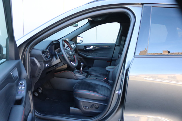 Ford Kuga 1.5 EcoB. 150PK ST-Line X Winter-pack/Elektr.-klep/Adapt.-cruise/Keyfree/360-camera