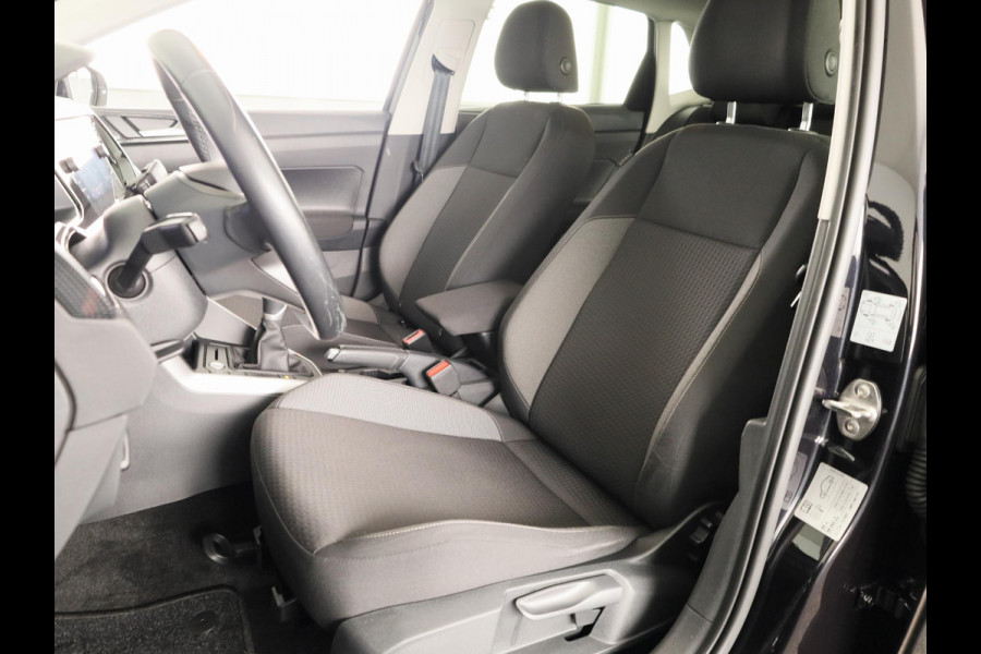 Volkswagen Polo 1.0 TSI Life 95PK | Navigatie | parkeersensoren | extra getint glas | keyless entry | stoelverwarming