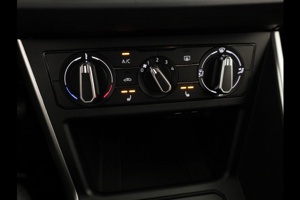 Volkswagen Polo 1.0 TSI Life 95PK | Navigatie | parkeersensoren | extra getint glas | keyless entry | stoelverwarming