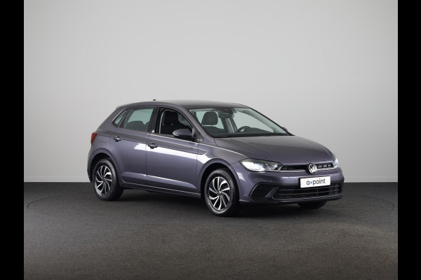 Volkswagen Polo 1.0 TSI Life 95PK | Navigatie via app | parkeersensoren | lm velgen