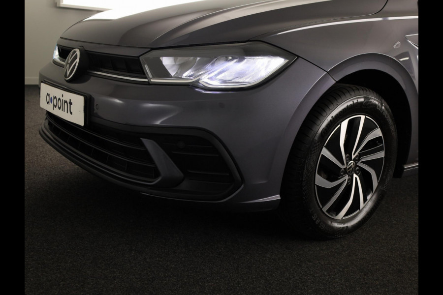 Volkswagen Polo 1.0 TSI Life 95PK | Navigatie via app | parkeersensoren | lm velgen