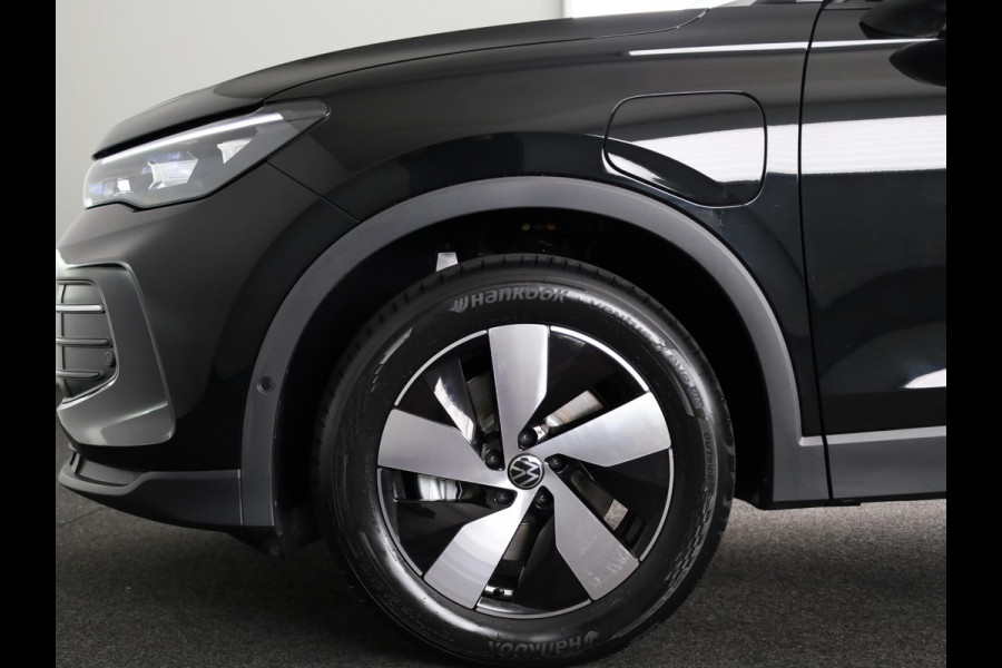 Volkswagen Tiguan 1.5 eHybrid Life 204 PK | Navigatie | Wegklapbare trekhaak | Verlengde garantie