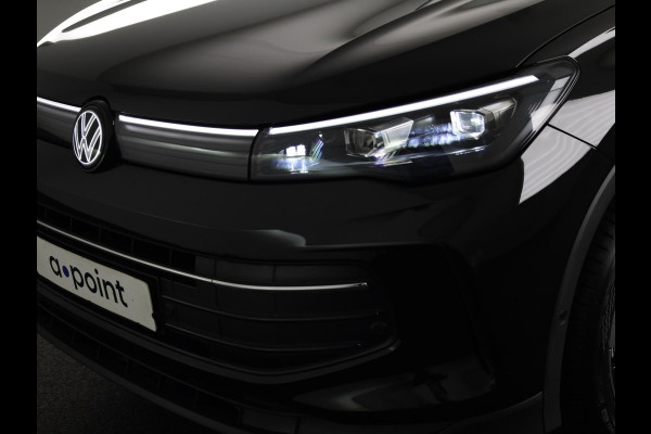 Volkswagen Tiguan 1.5 eHybrid Life 204 PK | Navigatie | Wegklapbare trekhaak | Verlengde garantie