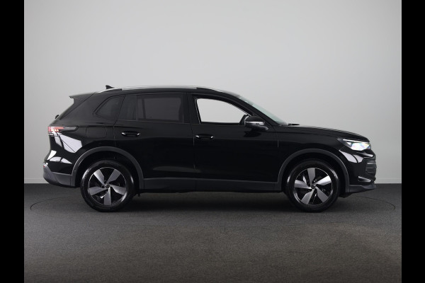 Volkswagen Tiguan 1.5 eHybrid Life 204 PK | Navigatie | Wegklapbare trekhaak | Verlengde garantie