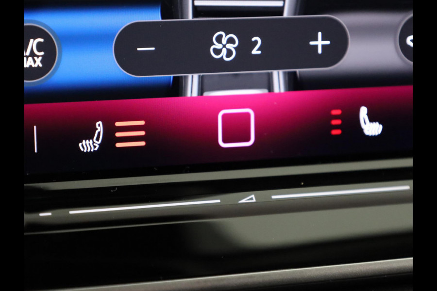 Volkswagen Tiguan 1.5 eHybrid Life 204 PK | Navigatie | Wegklapbare trekhaak | Verlengde garantie