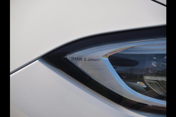 BMW 3 Serie Touring 320e Business Edition Plus | 19 Inch Velgen | Trekhaak | Laser Led koplampen | NL-Auto |