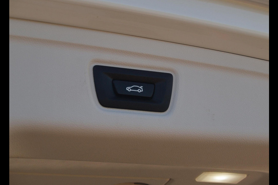 BMW 3 Serie Touring 320e Business Edition Plus | 19 Inch Velgen | Trekhaak | Laser Led koplampen | NL-Auto |