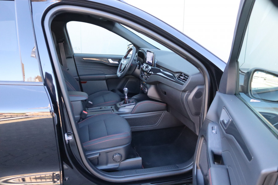 Ford Kuga 1.5 EcoB. 150PK ST-Line Winter-pack/Keyfree/Camera/Parkeerhulp