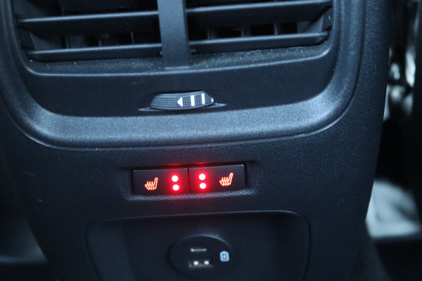 Ford Kuga 1.5 EcoB. 150PK ST-Line Winter-pack/Keyfree/Camera/Parkeerhulp