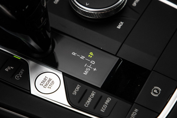 BMW 2 Serie Gran Coupé 218i Introduction Edition NAVI / CARPLAY / LED / AUTOMAAT / N.A.P