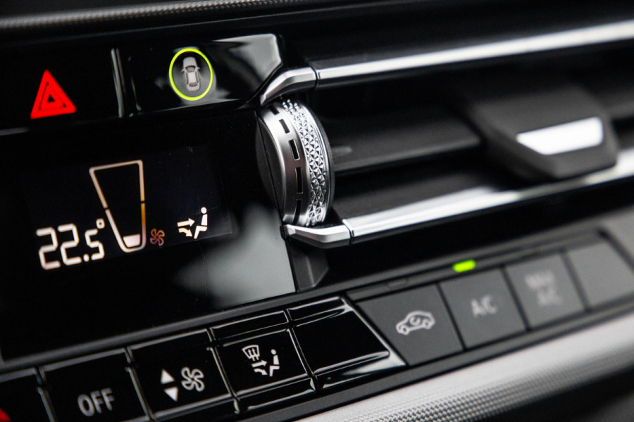 BMW 2 Serie Gran Coupé 218i Introduction Edition NAVI / CARPLAY / LED / AUTOMAAT / N.A.P