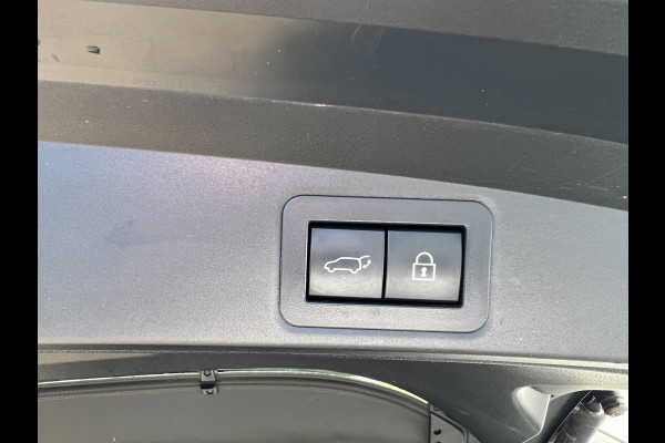 Toyota Corolla Touring Sports 2.0 Hybrid Executive JBL / Ned Auto / Trekhaak / 18 Inch / MCC / Gouda