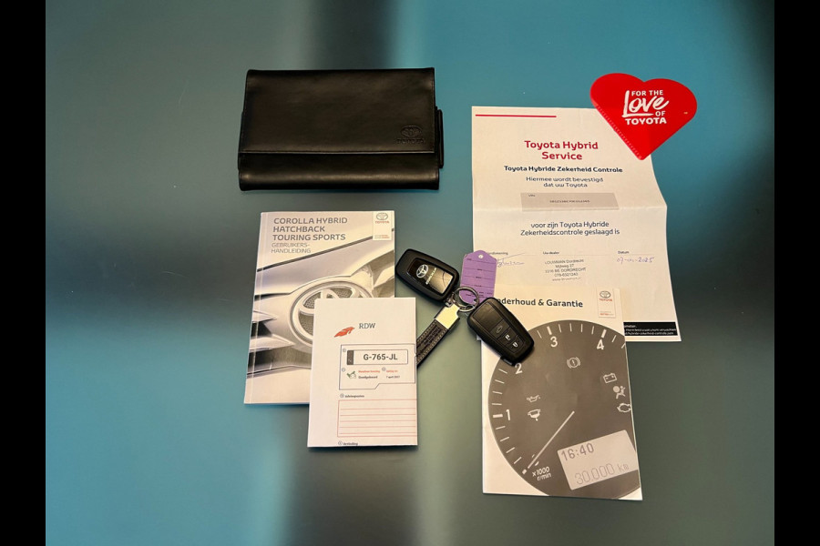 Toyota Corolla Touring Sports 2.0 Hybrid Executive JBL / Ned Auto / Trekhaak / 18 Inch / MCC / Gouda