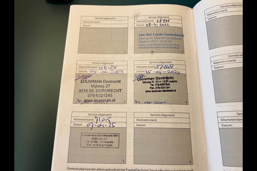 Toyota Corolla Touring Sports 2.0 Hybrid Executive JBL / Ned Auto / Trekhaak / 18 Inch / MCC / Gouda