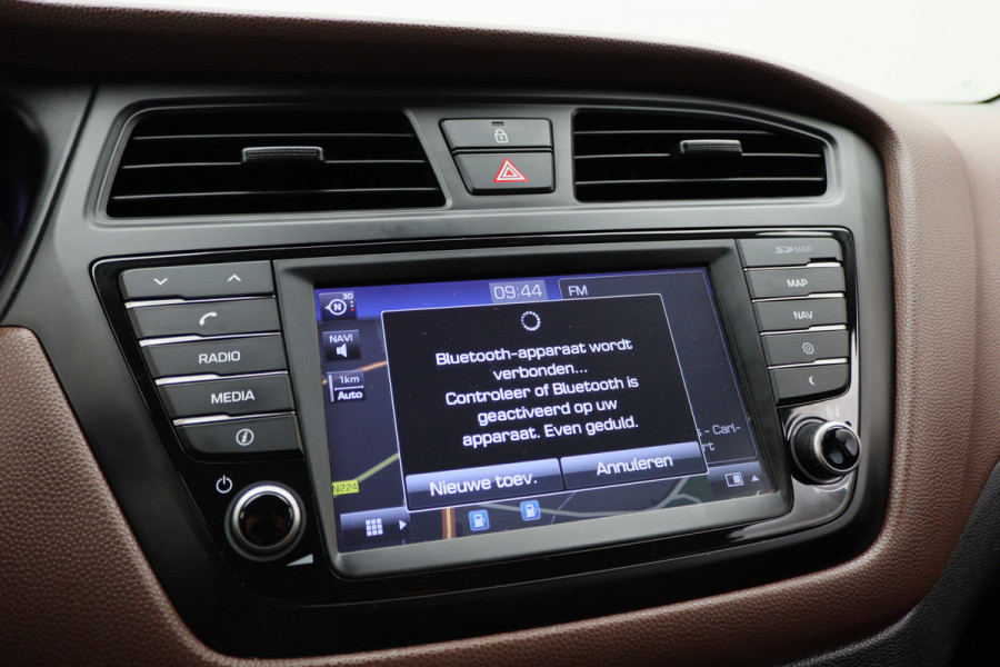 Hyundai i20 1.0 T-GDI Comfort Climate, Cruise, Camera, Navigatie, PDC, USB/AUX