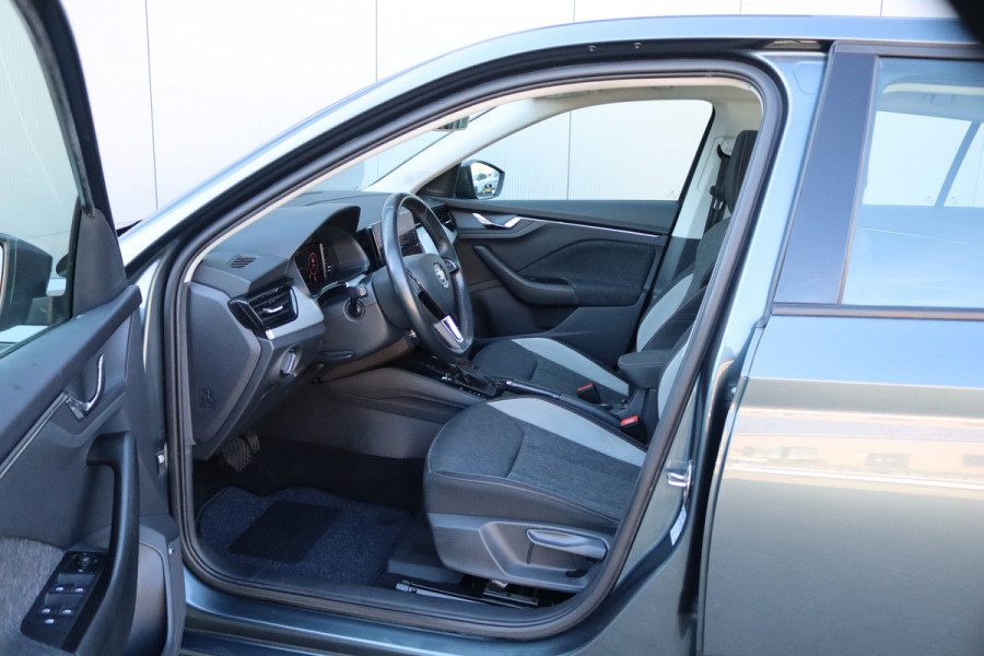 Škoda SCALA 116PK TSI Automaat Business Ed. Matrix-LED/Trekhaak/Pano-dak/Stoelverwarming/Navigatie