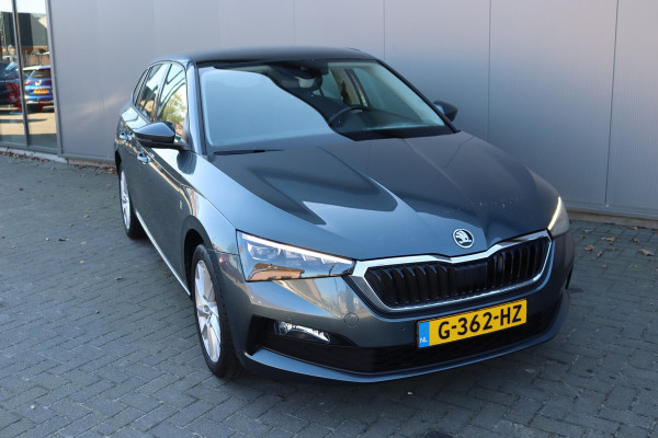 Škoda SCALA 116PK TSI Automaat Business Ed. Matrix-LED/Trekhaak/Pano-dak/Stoelverwarming/Navigatie