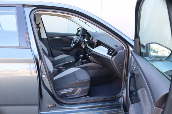 Škoda SCALA 116PK TSI Automaat Business Ed. Matrix-LED/Trekhaak/Pano-dak/Stoelverwarming/Navigatie