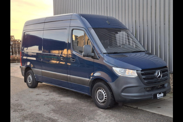 Mercedes-Benz Sprinter 311 2.2 CDI L2H2 / AIRCO / CAMERA / 3 ZITS / DEALER ONDERHOUDEN / NAVI